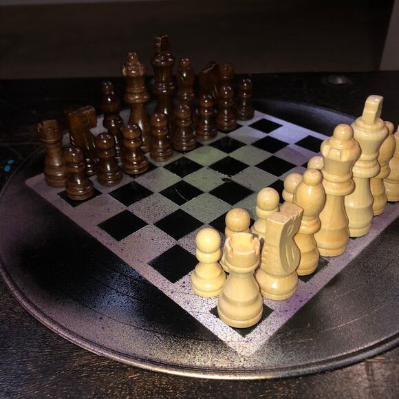Vinyl Chess Set - Spotted Chrome & Black - Picture 13 of 13